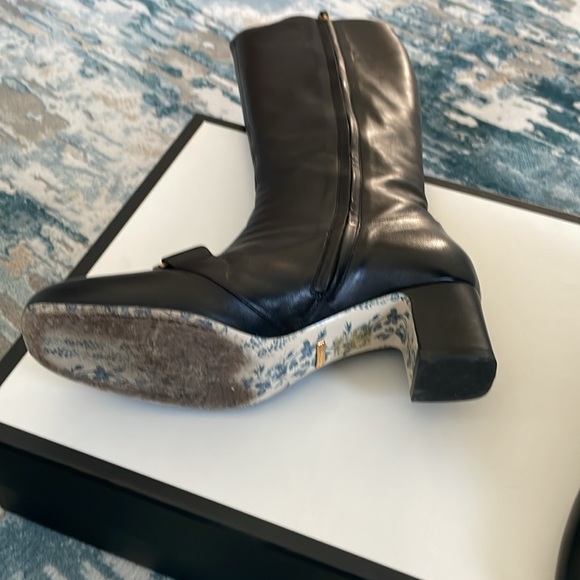 Gucci tall boot US size 8 good condition black leather - Picture 9 of 9